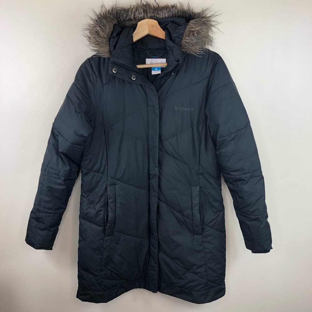 Columbia black faux fur hood parka jacket small